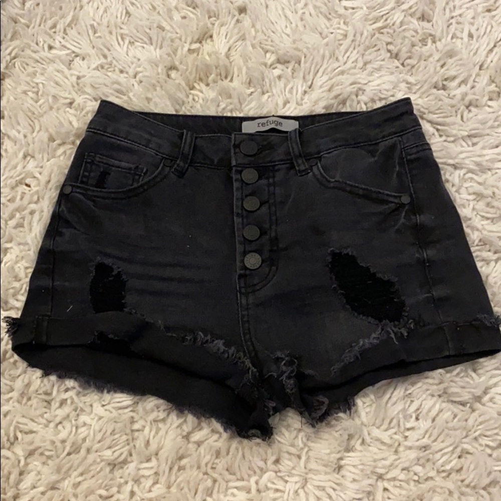 black jean shorts